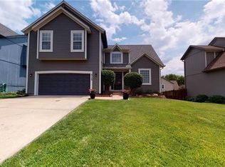 4729 Mund Rd, Shawnee, KS 66218