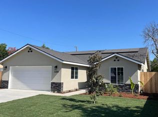 1480 E Alpine Ave, Tulare, CA 93274