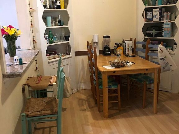 2nd image of 60 Thatcher St #5E