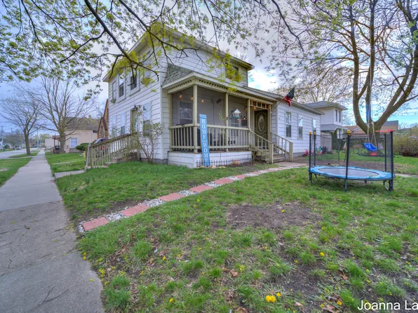 1063 1st St, Muskegon, MI 49440