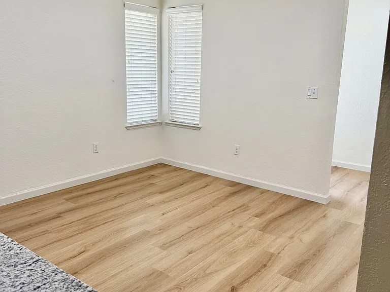 814 S Cindy St — Photo 27