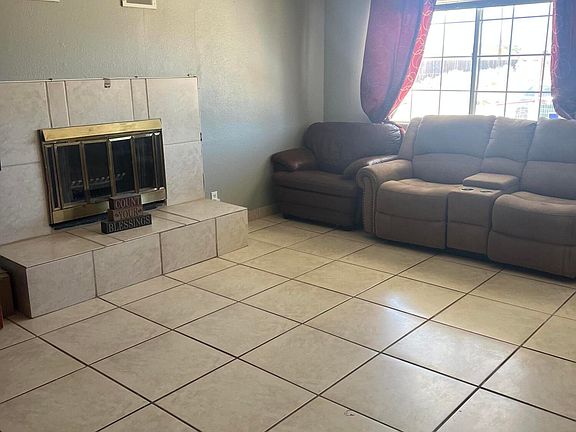5th image of 8413 Greenwood Ave