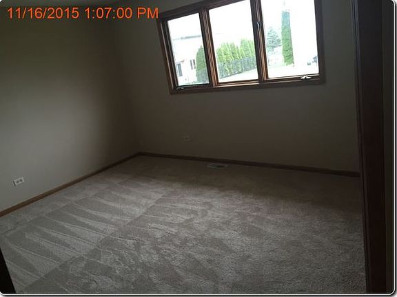 5th image of 19231 Fairmont Ln