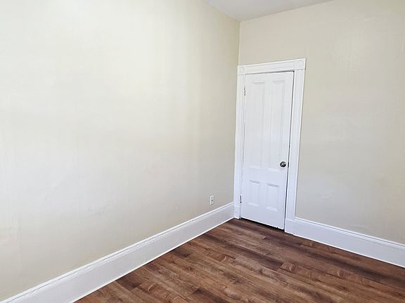 5th image of 89 Chelsea St APT 3