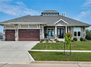 5601 Rose Ave, Des Moines, IA 50321