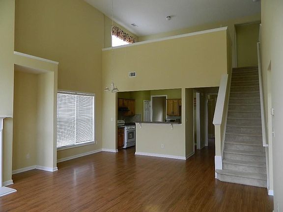 4th image of 2326 Worrall Hill Dr