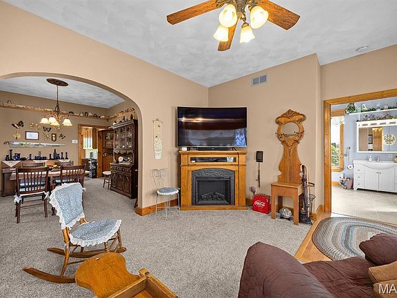 5th image of 14300 Sportsmen Rd