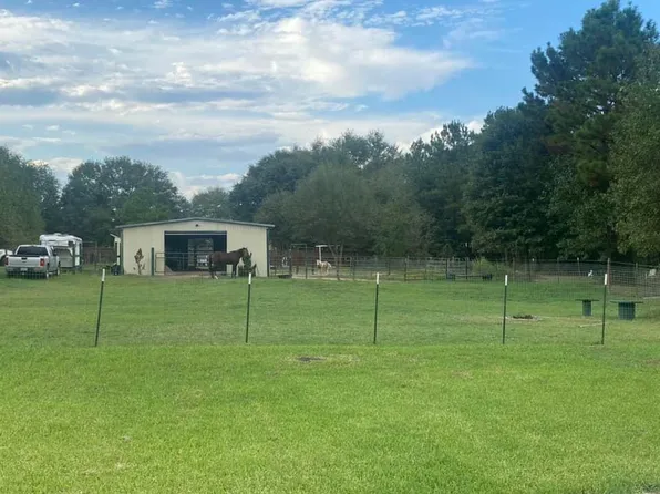 10815 Amar Dr, Conroe, TX 77303