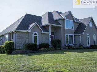 6322 Ridgeway Ave, Kansas City, MO 64133