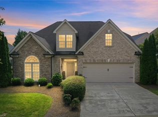 1190 Stone Gables Dr, Elon, NC 27244