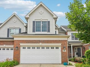 27 Harborside Way, Hawthorn Woods, IL 60047
