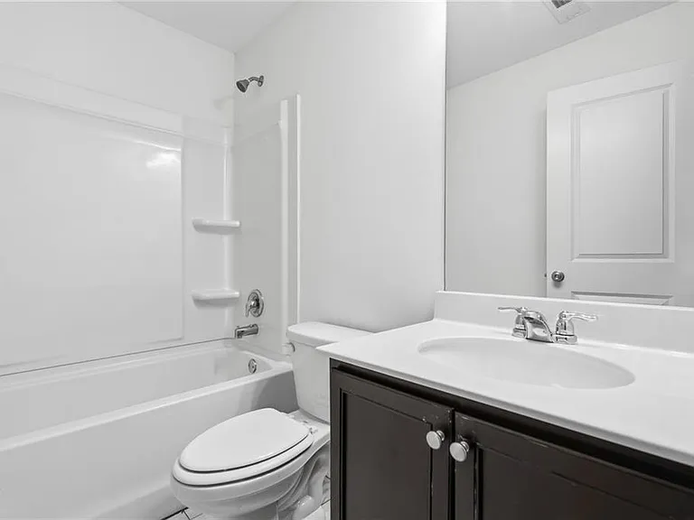7134 Gladstone Cir — Photo 18