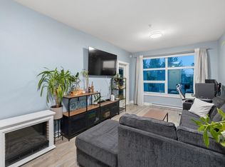 22577 Royal Cres #306, Maple Ridge, BC V2X 2M2