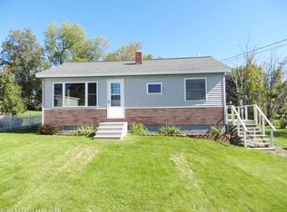 9 Montgomery St, Presque Isle, ME 04769