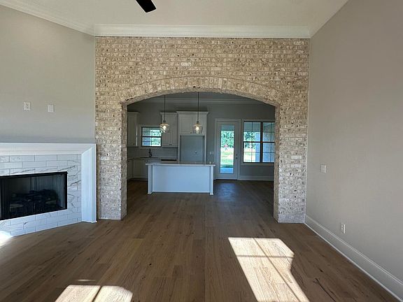 3rd image of 540 Lavender Way