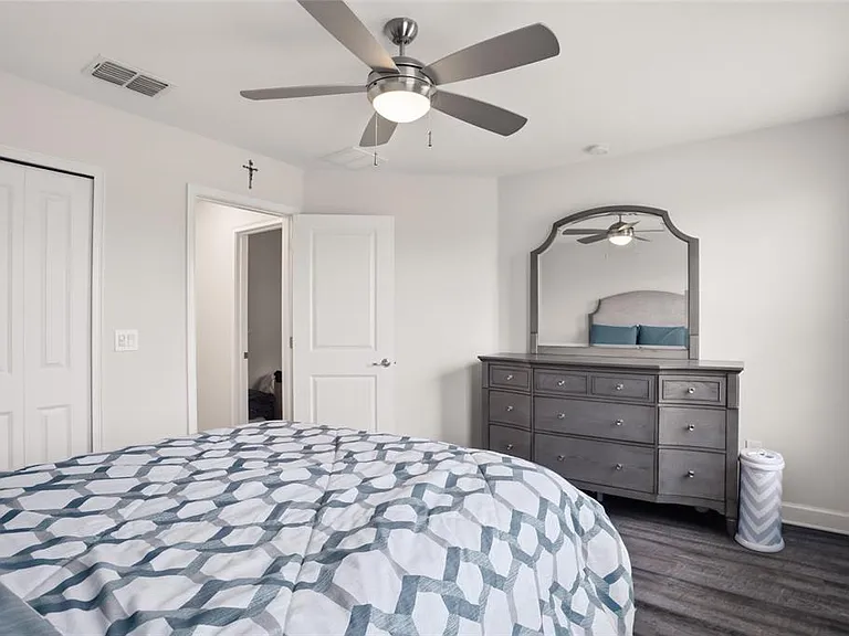 11007 Sycamore Woods Dr — Photo 22