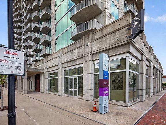 4th image of 361 17th St #1022