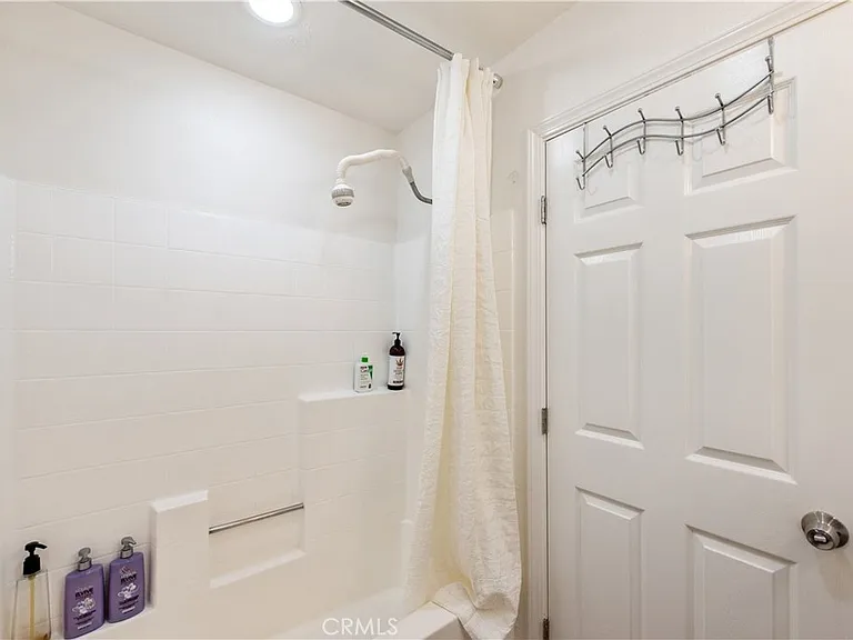 450 E 4th St #416 — Photo 9