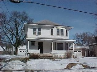 109 2nd St NW, Oelwein, IA 50662