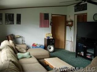 52 Star Flower Rd, Alexander, NC 28701