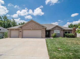 5009 Kristos Ct, Columbia, MO 65202