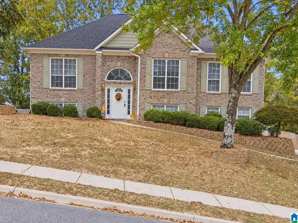 117 Lane Park Dr, Alabaster, AL 35114