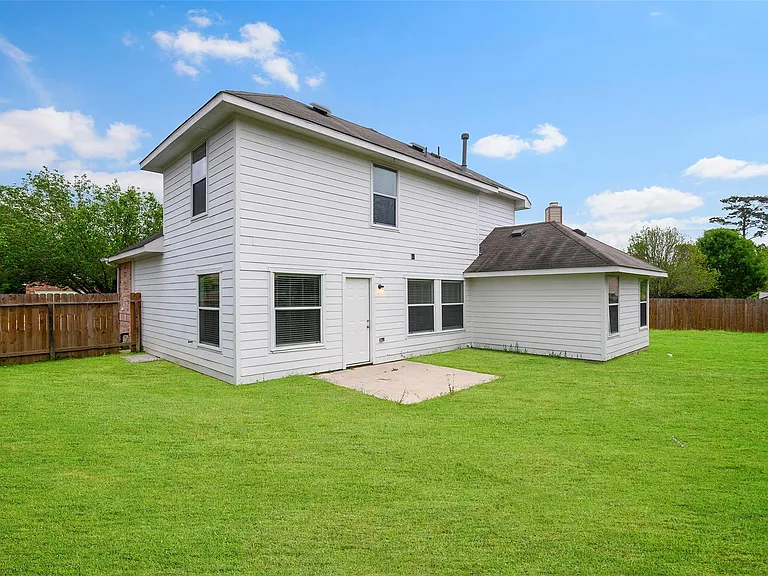 18401 Sunrise Oaks Ct — Photo 24