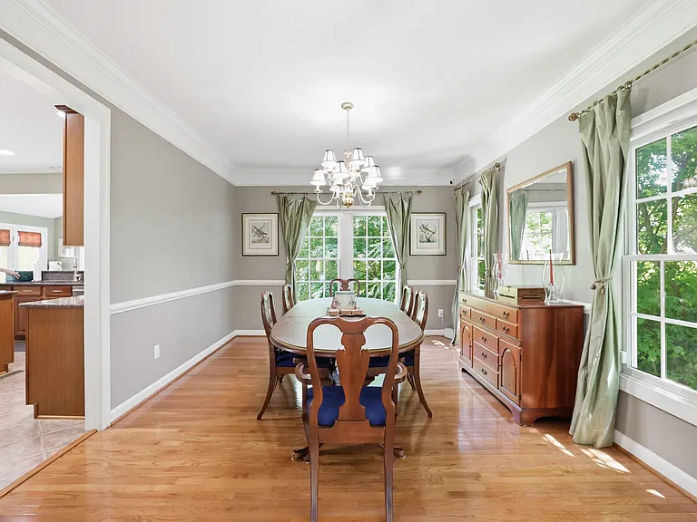 5767 Bush Hill Dr — Photo 14