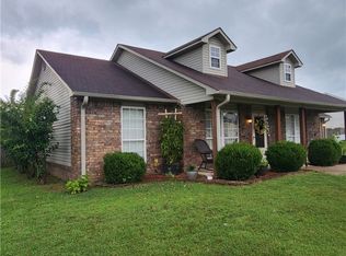 1942 Palomino Dr, Greenwood, AR 72936