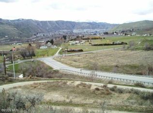 1515 American Fruit Rd, Wenatchee, WA 98801