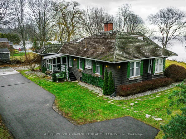 227 Green St, Burlington, ON L7R 0B1