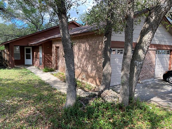 3rd image of 8913 Hambledon Dr