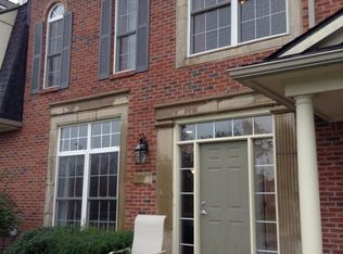 1592 Peninsula Ct, Canton, MI