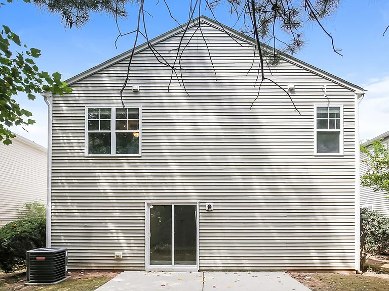 70 Brookhaven Dr — Photo 17