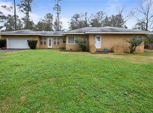 105 Suzanne St, Bogalusa, LA 70427