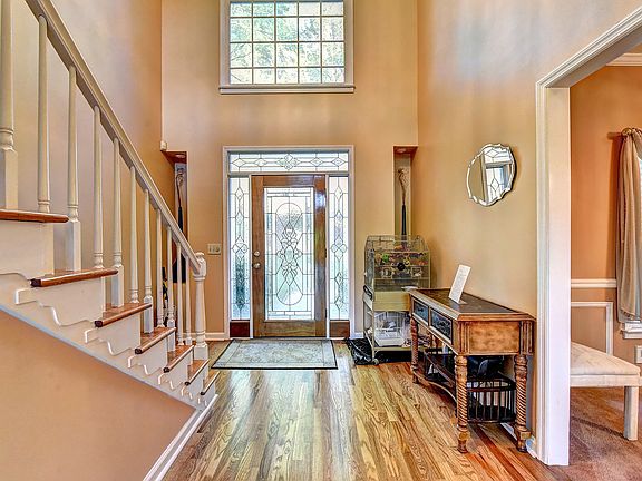 5th image of 3041 N Tower Way NE