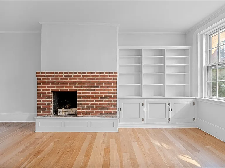 132 Myrtle St #2 — Photo 5
