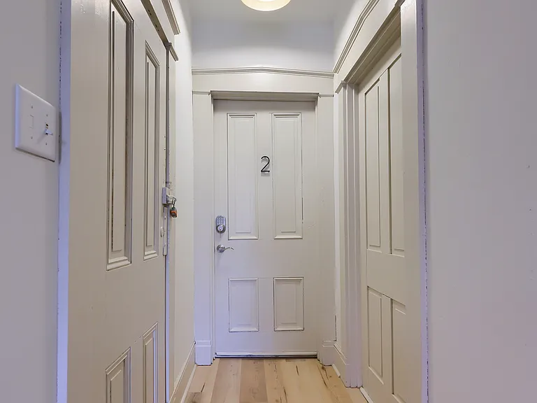 34 S Lime St #2 — Photo 11