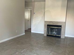 3208 Brookside Dr APT A, Bakersfield, CA 93311