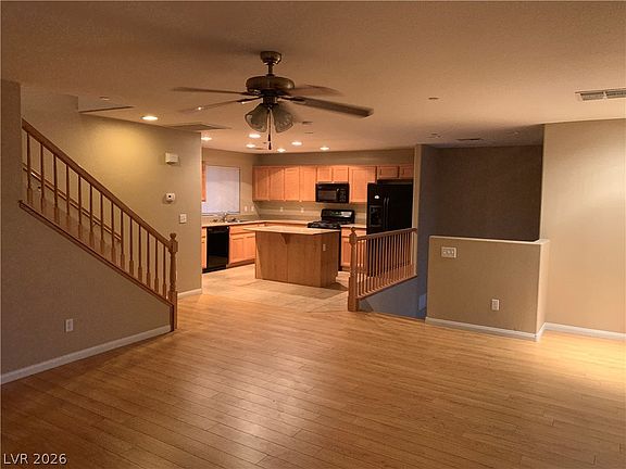 4th image of 8932 Jamie Lee Ave