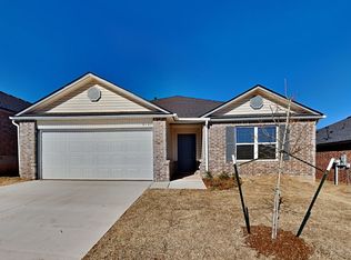 6141 Bradford Pear Ln, Edmond, OK 73034
