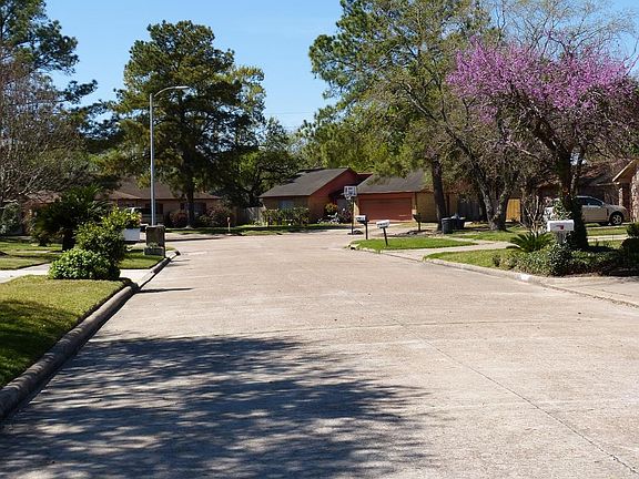 2nd image of 9507 Marblemount Dr