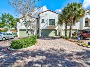 2877 Hidden Harbour Ct, Fort Lauderdale, FL 33312