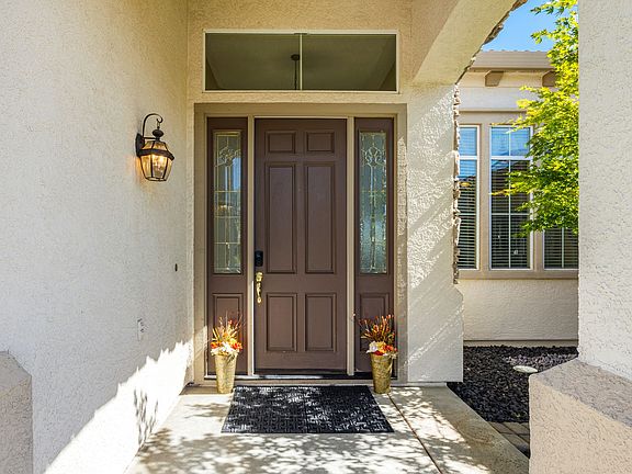 5th image of 1702 Dashwood Dr