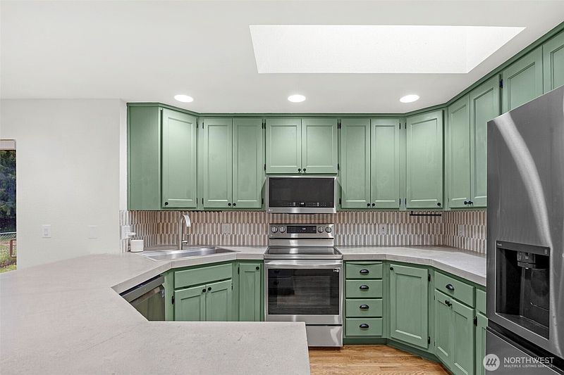 4th image of 8405 319th Street NW