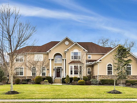 5th image of 1871 Charlton Cir