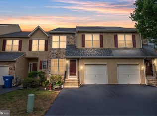 5 Chadwick Cir, Eagleville, PA 19403