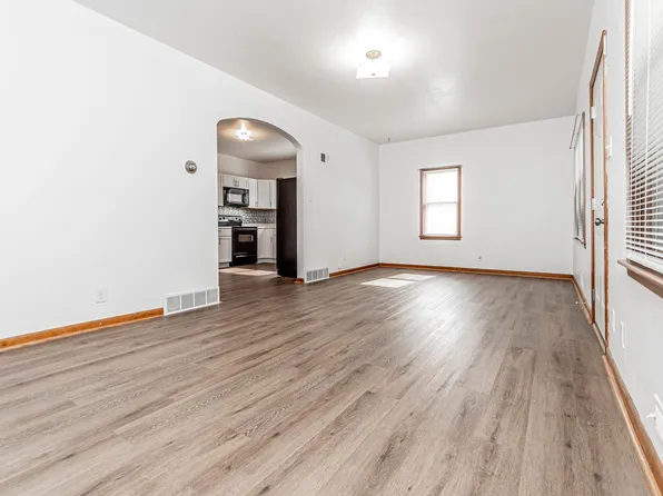 118 E Pine St, Junction City, KS 66441