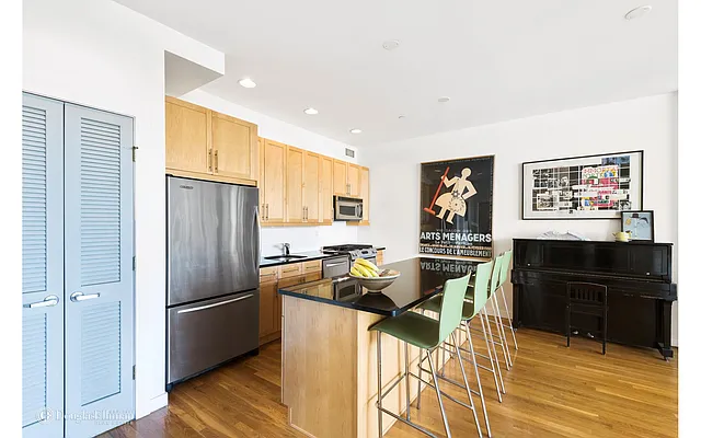 Sold by Douglas Elliman | media 20