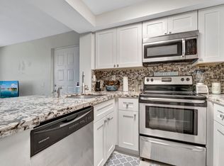 728 Executive Center Dr APT 11, West Palm Beach, FL 33401